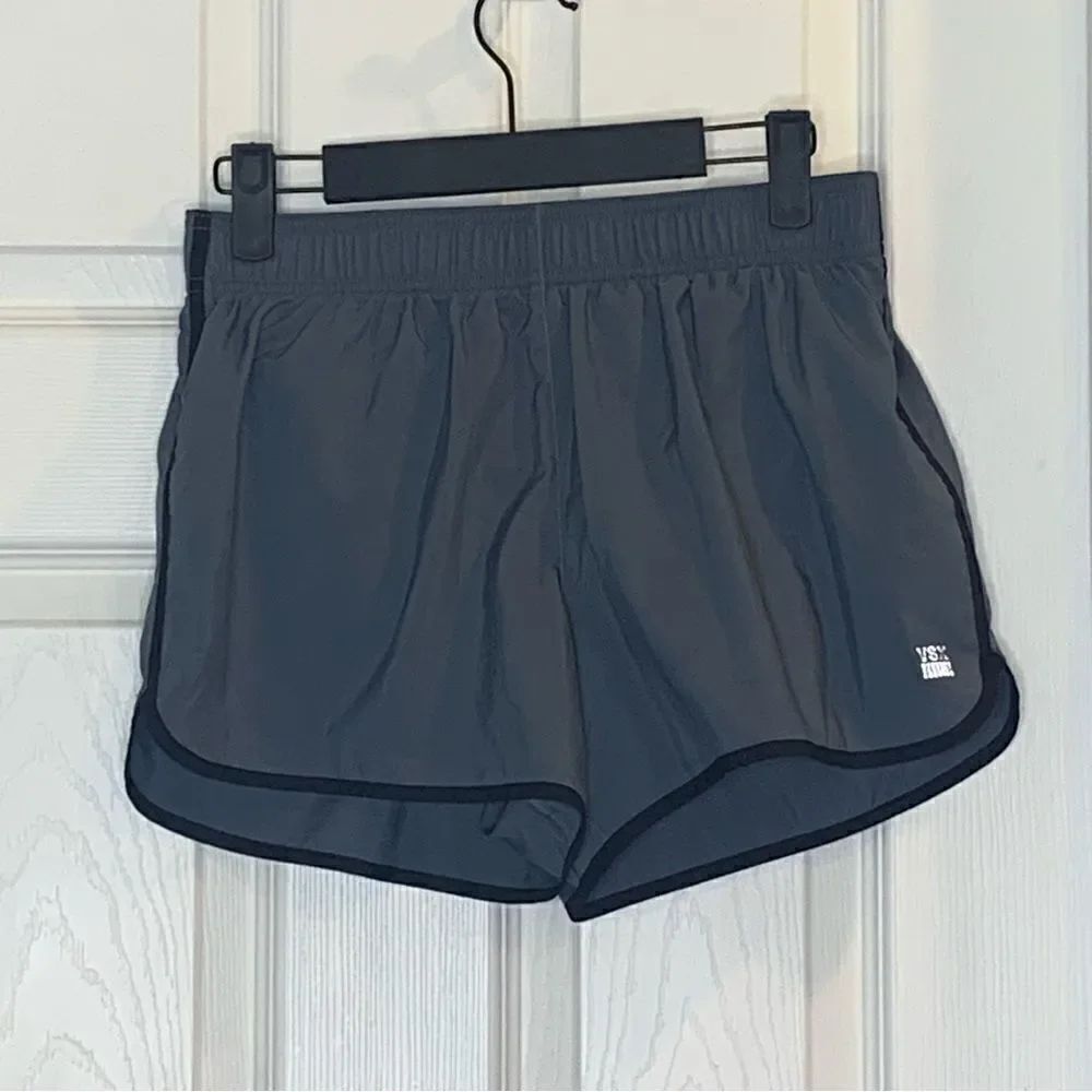 Victorias Secret VSX Sport The Player Black Run Shorts Size Small